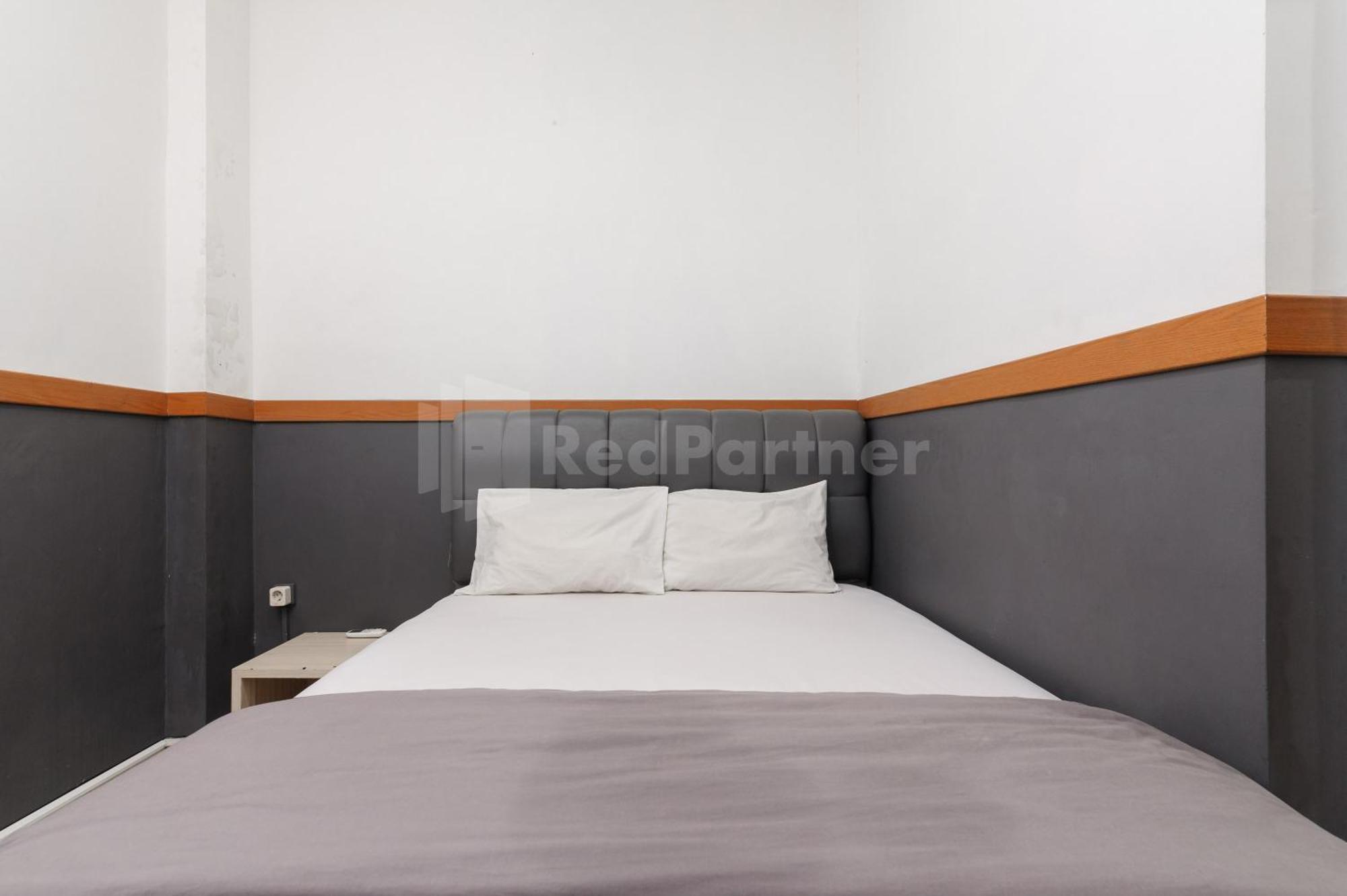 Ian Hotel Jaksa Mitra Reddoorz Jakarta Exterior photo