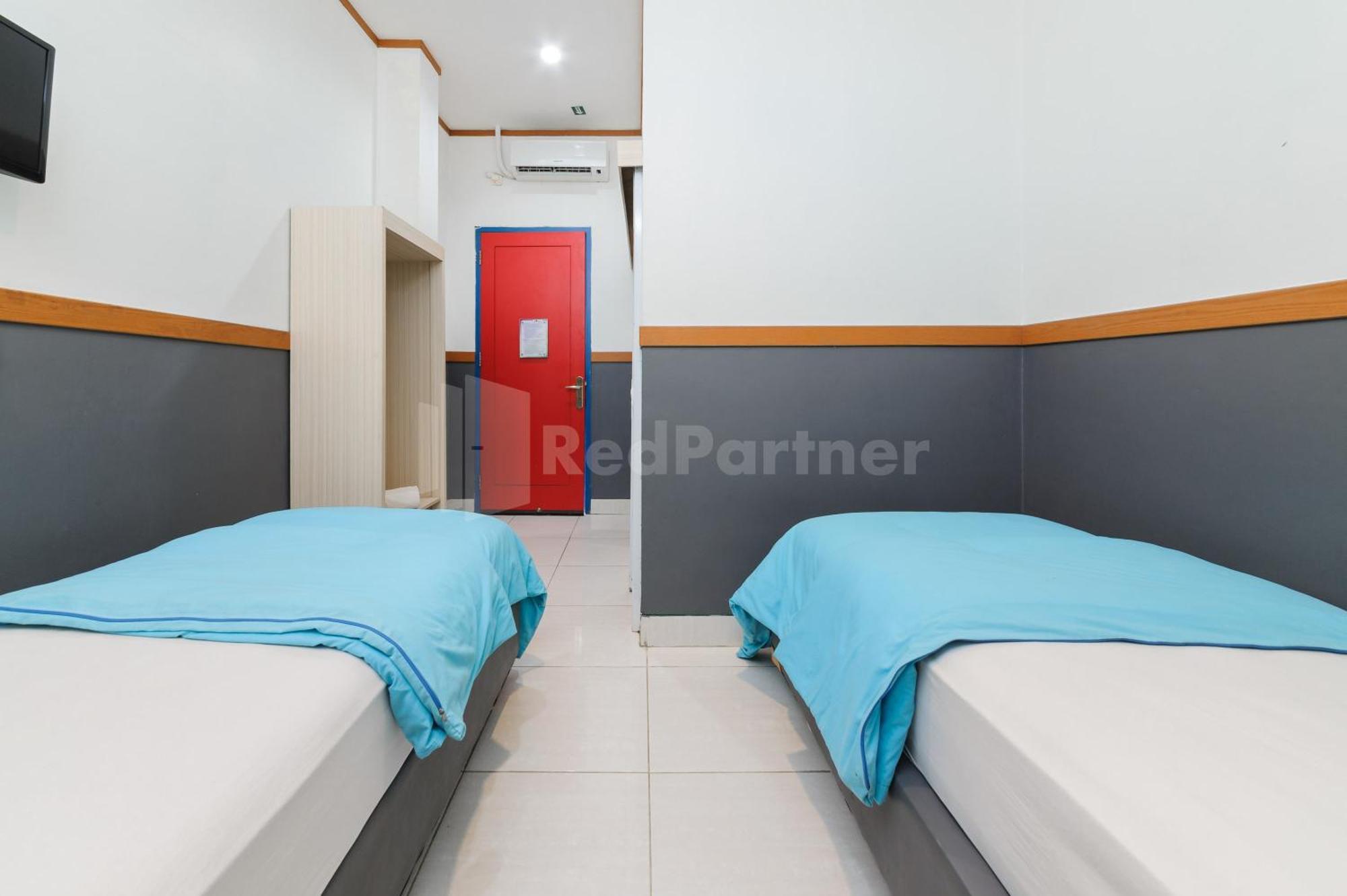 Ian Hotel Jaksa Mitra Reddoorz Jakarta Exterior photo